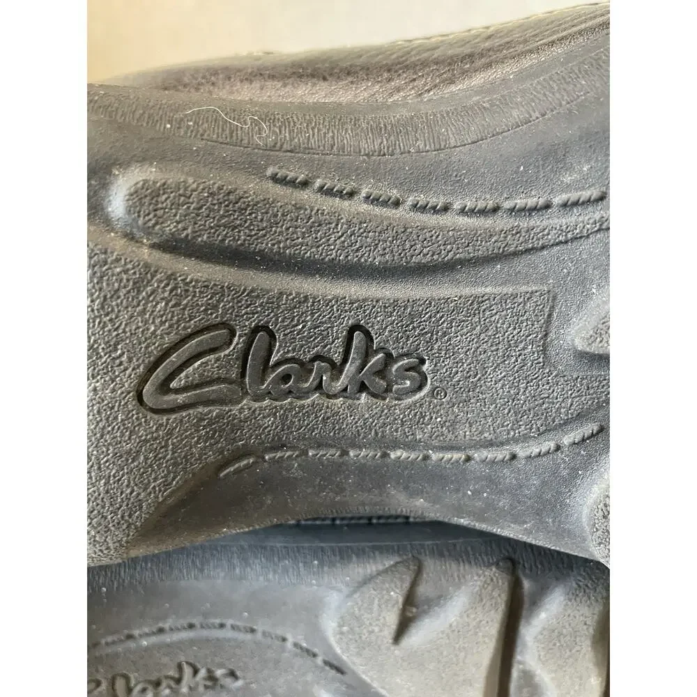 Clarks Andes Fortune Suede Boots Brown Women’s Side Zip Size 9M Faux Fur Lining